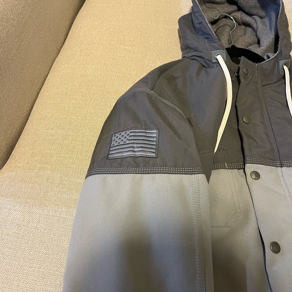 New Balance NB990 Jacket with Hood - Picture 5 of 7